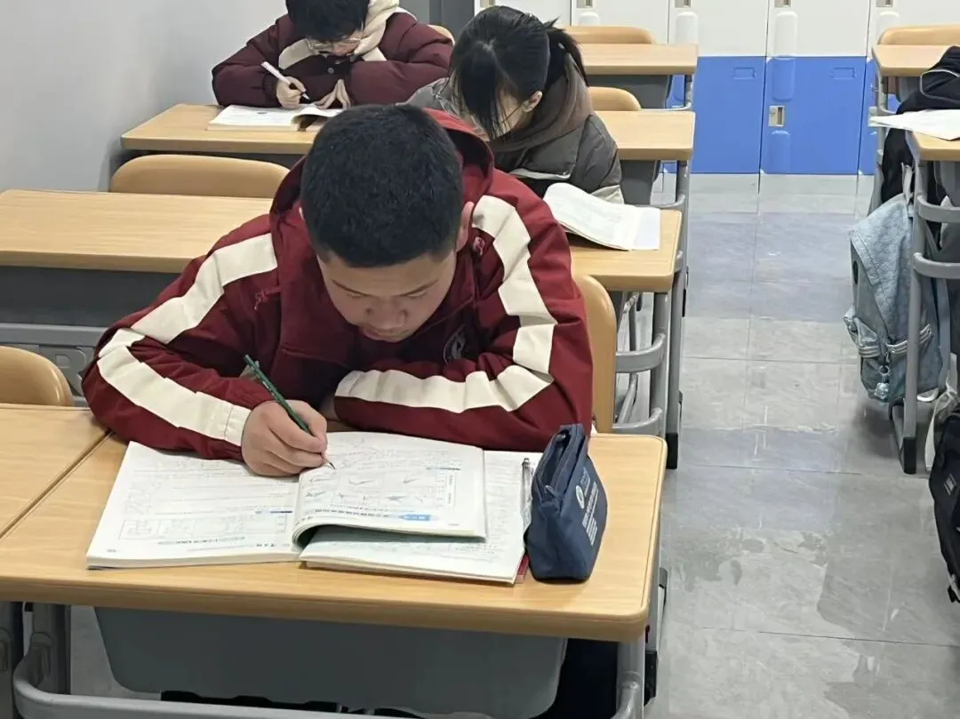 中考百日冲刺,就选正德书院-第13张图片-四季读书网 中考百日冲刺,就选正德书院-第13张图片-四季读书网