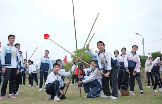 决战百日圆梦中考,龙行龘龘奔赴新征程——四基中学初三年级百日誓师大会 第4张