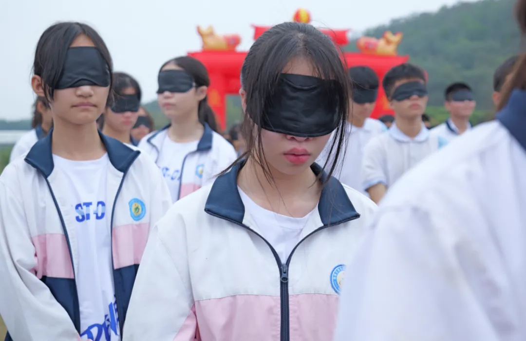 决战百日圆梦中考,龙行龘龘奔赴新征程——四基中学初三年级百日誓师大会 第9张