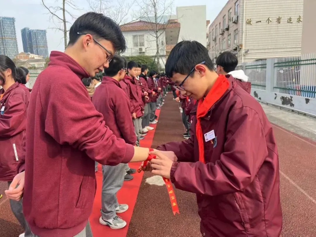 热辣滚烫战百日 飞驰人生赢中考 ——高桥中学九年级中考百日誓师大会-第7张图片-四季读书网