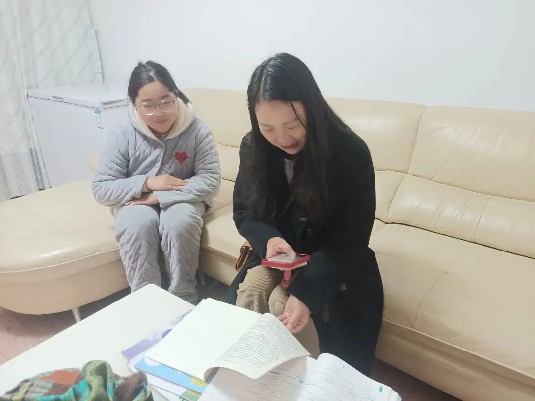 给中考那年的自己的一封信  ℓ 叶思羽同学优秀周记展示 ℓ 正翊学子风采-第11张图片-四季读书网