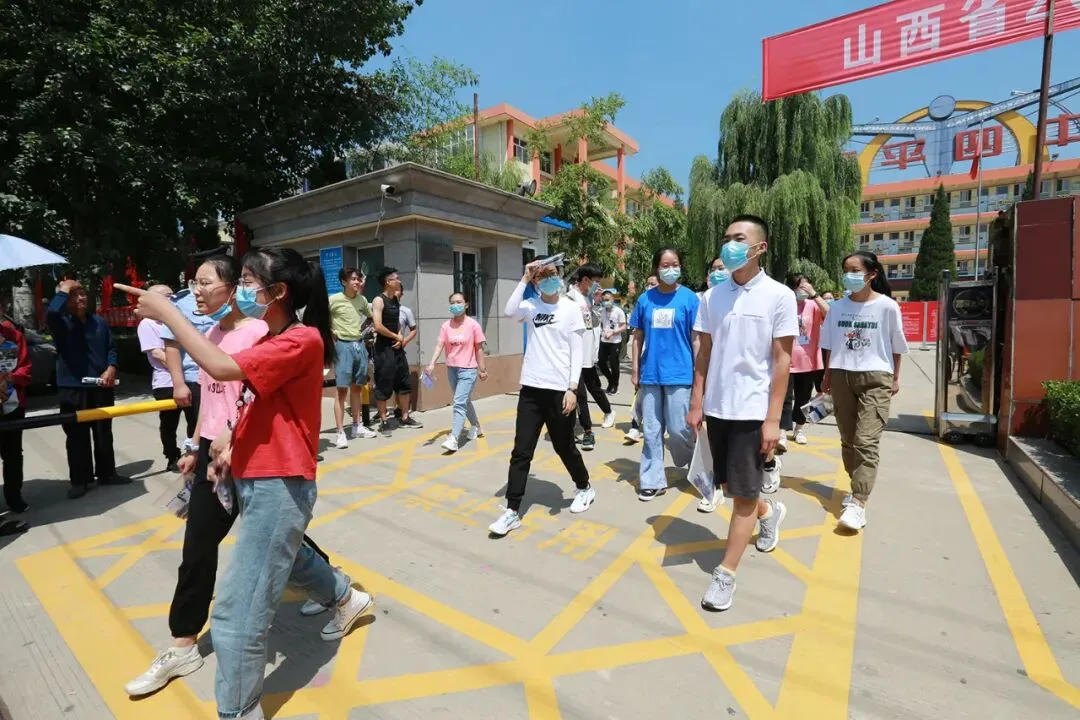 中考进行时!奔跑吧,少年~加油!!!-第12张图片-四季读书网