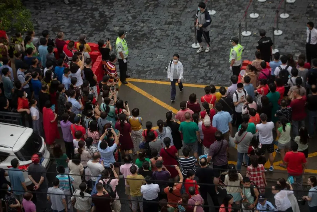 上海中考新政下,学区房不香了?-第5张图片-四季读书网