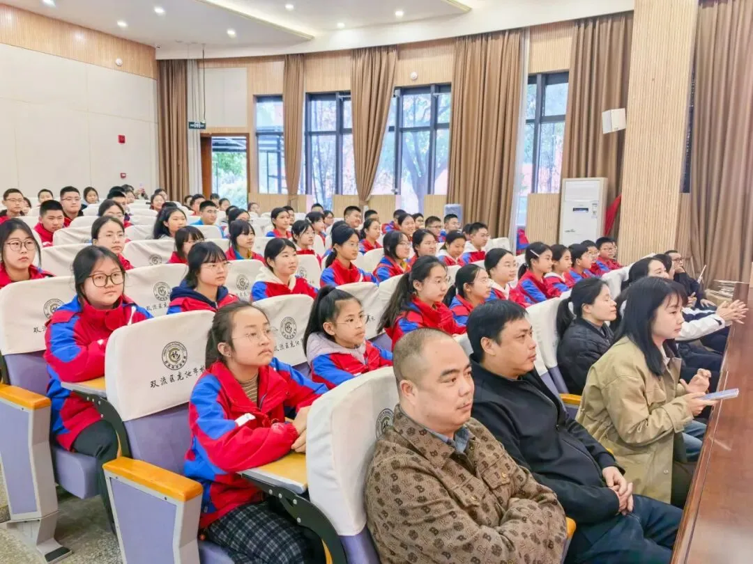 百日冲刺战中考,少年逐梦耀龙池 第58张 百日冲刺战中考,少年逐梦耀龙池 第58张