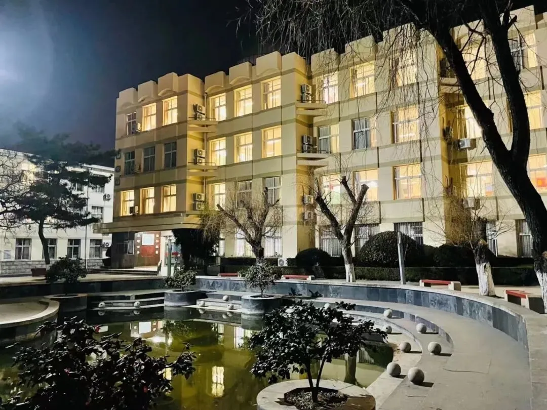 【17中•中考资讯】学长学姐成长手记︱2023级1班 于丰豪:以梦为笔,书写十七中的成长答卷 第12张