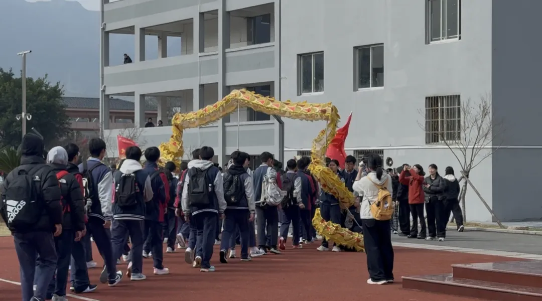 鏖战百日,决胜中考|芙蓉镇中学2026年中考百日誓师暨远足活动 第44张