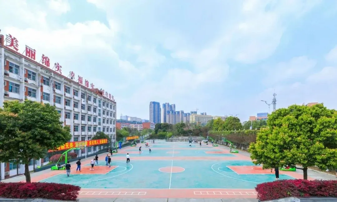 纠结中考志愿?绵阳这些高中等你实地探访 第1张