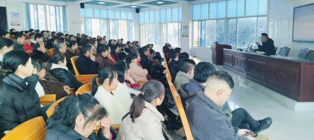 凝心聚力启新程,家校同心备中考 ——光泽县第二中学九年级春季开学“三会”圆满召开 第12张