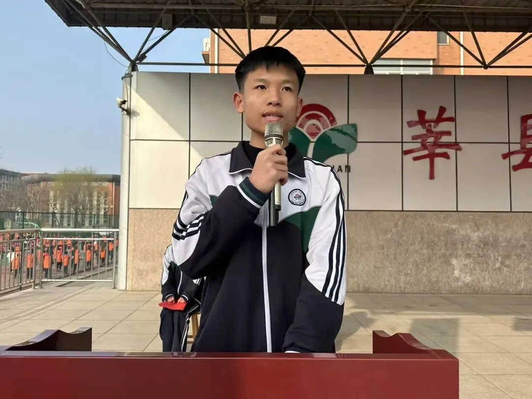 百日逐梦正当时,誓师扬帆赴中考—莘县明天中学召开中考百日誓师大会 第14张