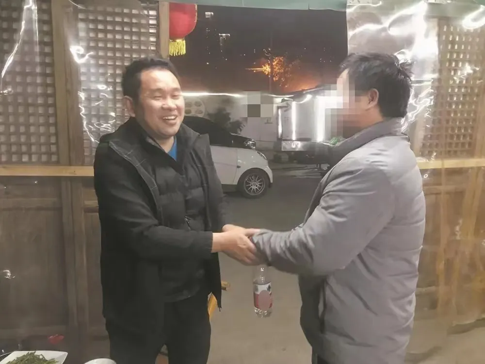 中考作文“撞题”自家餐馆,湖北女孩把父母写进答卷 第4张