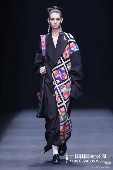 【图优优·真题解析】不容错过!2026年南开大学服装设计手绘超详细解析,为你点亮指路明灯,不容错过! 第23张