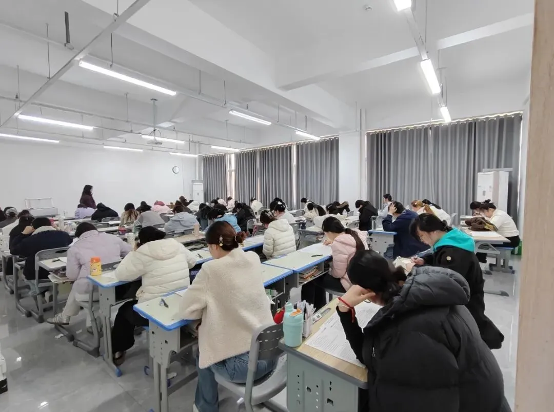 考前10天!天任专升本全真模考开启,每一份专注,都是上岸底气! 第15张 考前10天!天任专升本全真模考开启,每一份专注,都是上岸底气! 第15张