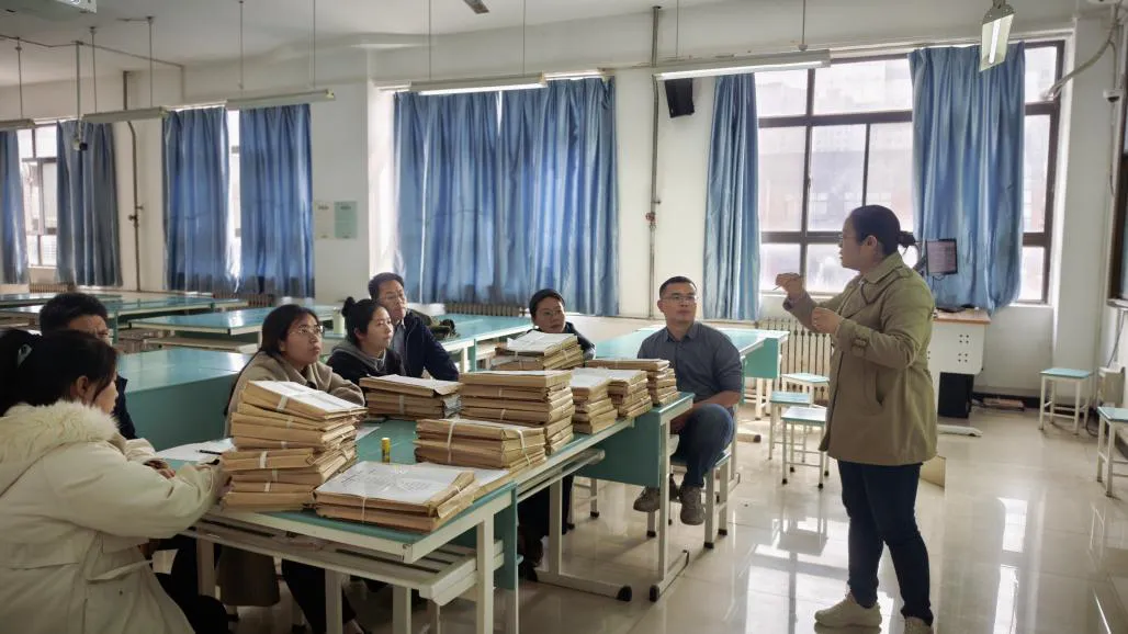 【系部动态】严把试卷质量关,筑牢教学生命线——药学系开展资料专项自查工作 第3张 【系部动态】严把试卷质量关,筑牢教学生命线——药学系开展资料专项自查工作 第3张