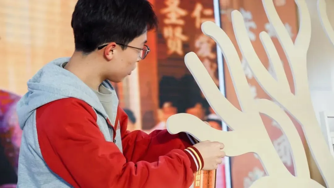 凝心聚力战百日 乘风破浪迎中考 | 晋阳学堂2026届中考百日誓师大会圆满落幕 第35张 凝心聚力战百日 乘风破浪迎中考 | 晋阳学堂2026届中考百日誓师大会圆满落幕 第35张
