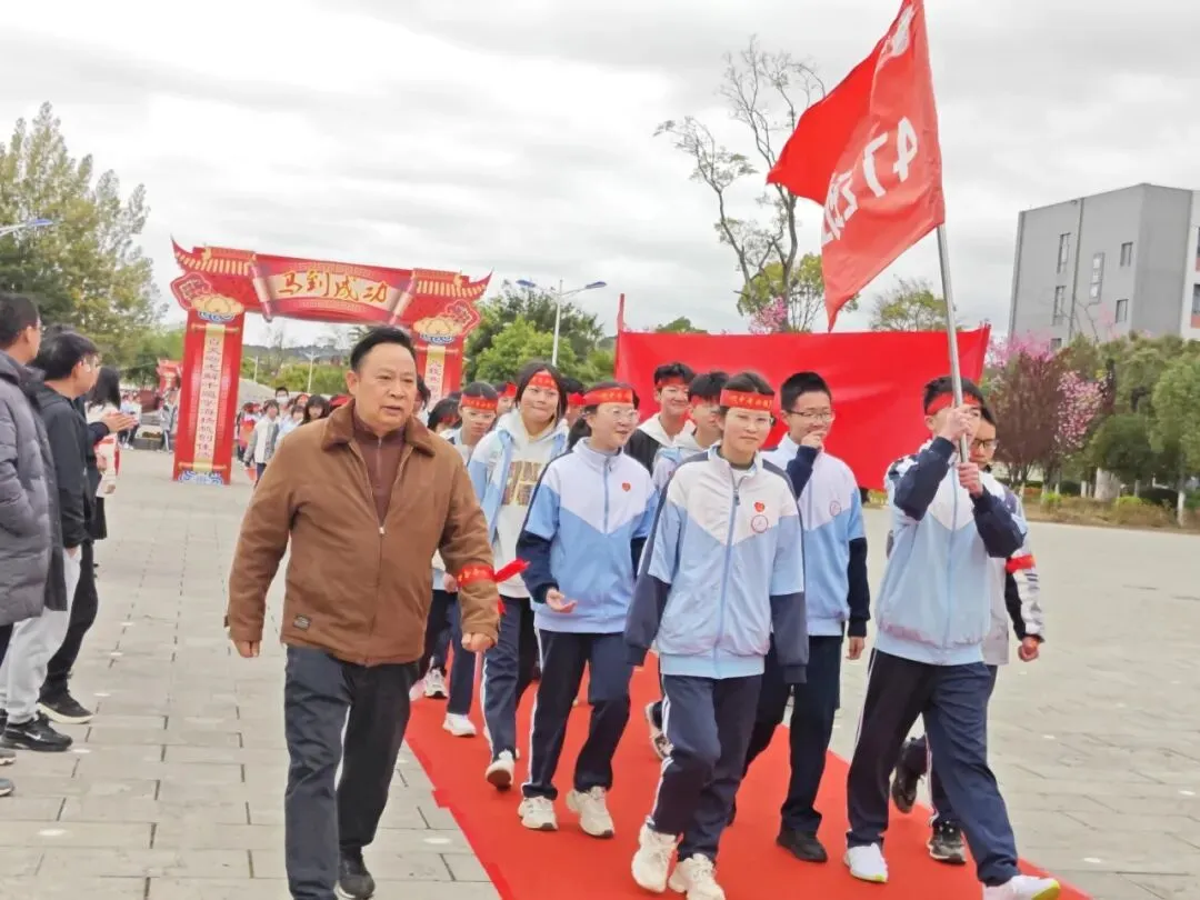 【嵩教风采】嵩阳一中 2026 年中考百日誓师大会圆满举行 第8张