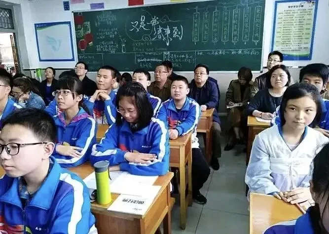 中考考上重高才发现,初一成绩不好的,大概率无缘重点高中 第1张 中考考上重高才发现,初一成绩不好的,大概率无缘重点高中 第1张