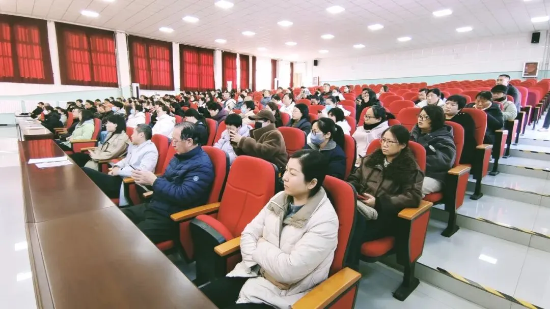 采一中学召开九年级中考政策解读暨家校共育家长会 第24张 采一中学召开九年级中考政策解读暨家校共育家长会 第24张