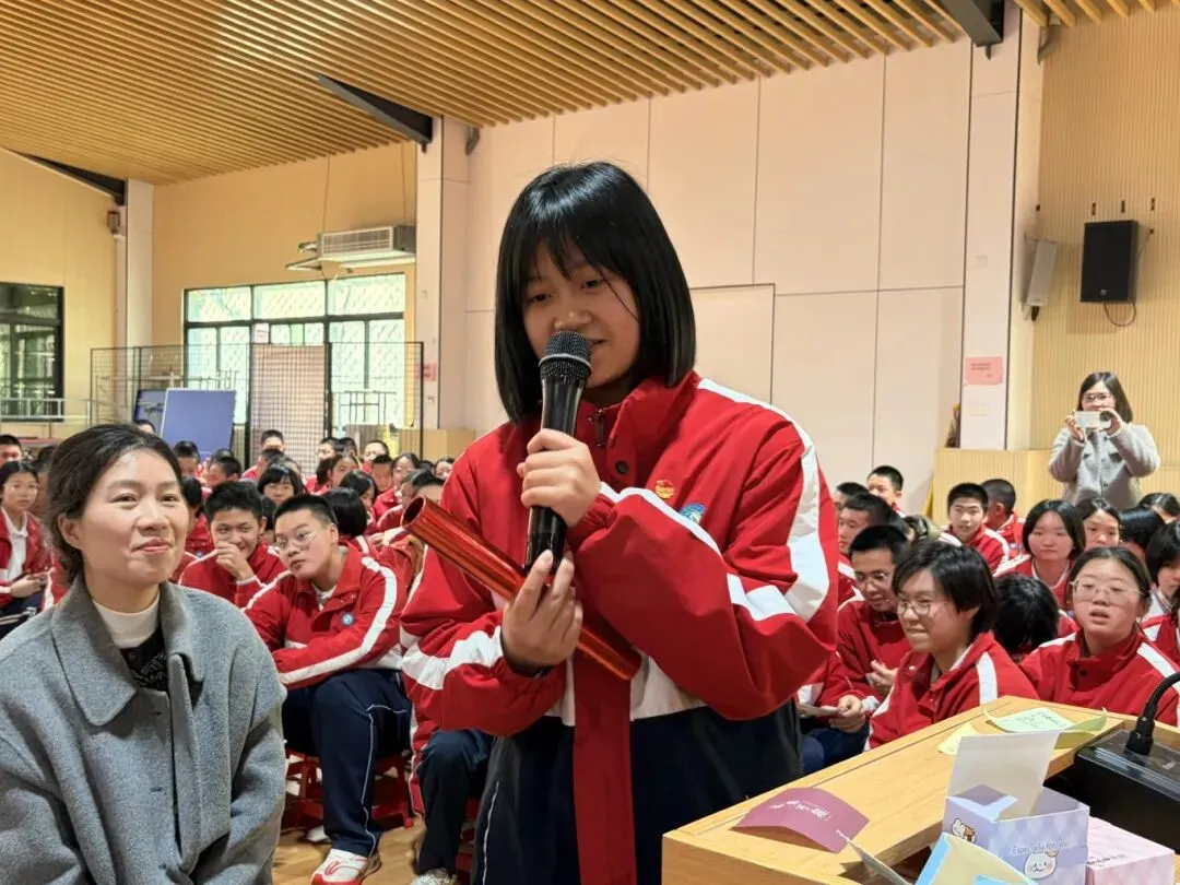 鲲鹏展翅九万里,决战中考正当时——福州现代中学鲲鹏年段百日誓师大会纪实 第24张 鲲鹏展翅九万里,决战中考正当时——福州现代中学鲲鹏年段百日誓师大会纪实 第24张