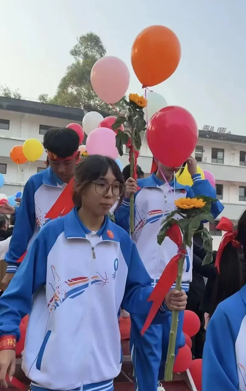 “奋战百日,圆梦中考” 第46张 “奋战百日,圆梦中考” 第46张