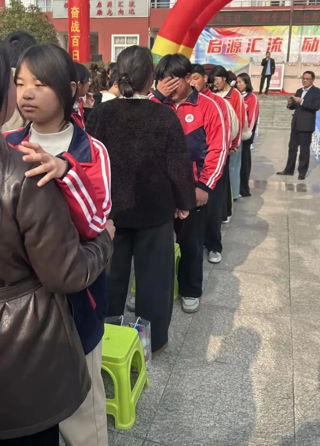 陶湾中学2026年决胜中考百天冲刺誓师大会 第21张 陶湾中学2026年决胜中考百天冲刺誓师大会 第21张
