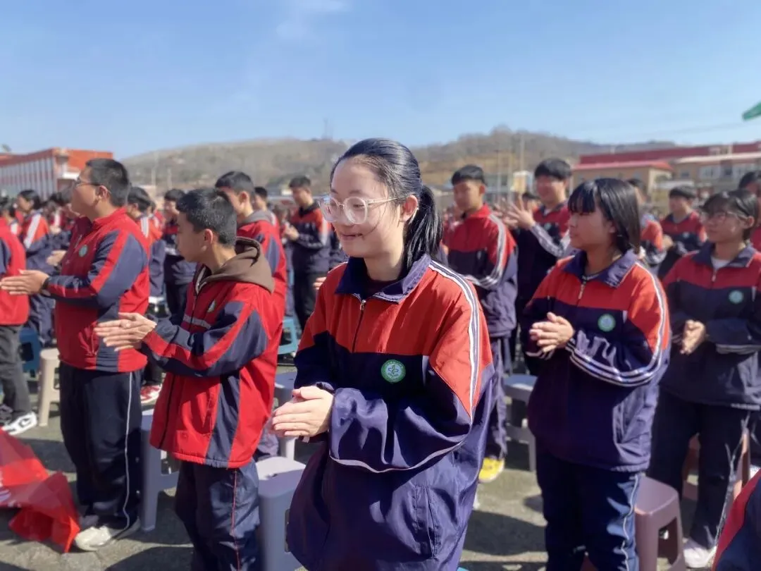 【校园快讯】乘风破浪 决胜中考--交口二中九年级百日誓师大会邀你共赴奋进之约 第36张 【校园快讯】乘风破浪 决胜中考--交口二中九年级百日誓师大会邀你共赴奋进之约 第36张