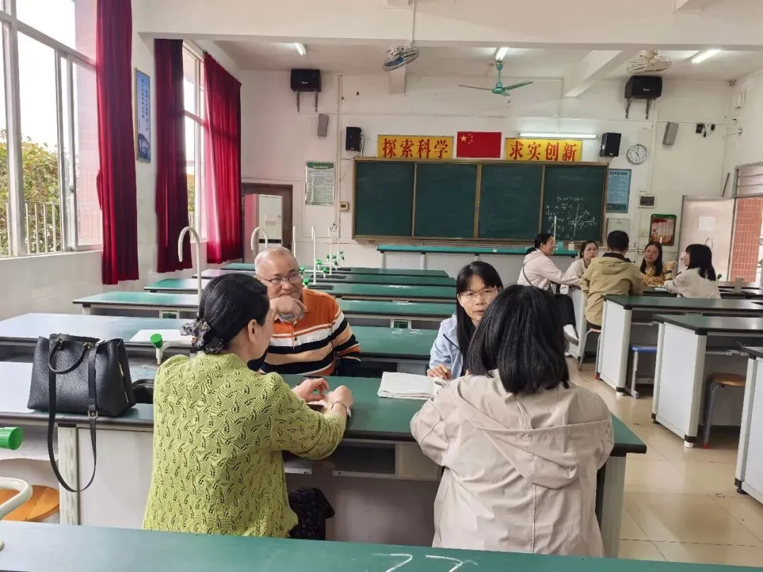 凝心聚力析质量,精准施策备中考——清新二中教育集团3月理事会、教学质量分析会暨备考策略交流活动圆满举行-第32张图片-四季读书网