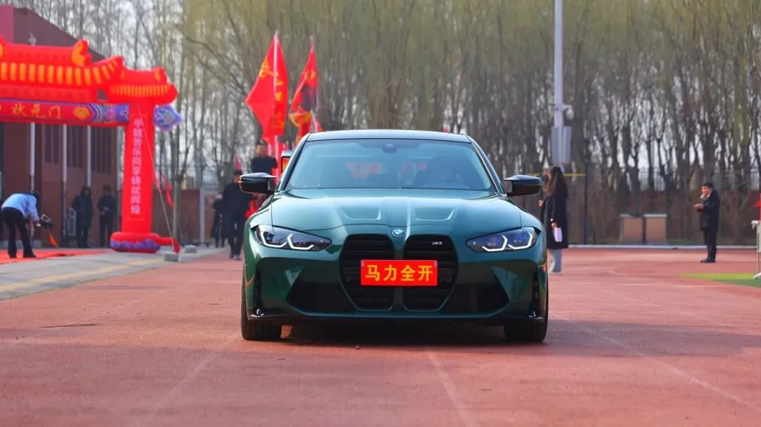 开战!英华少年策马燃百日,踏风而上,中考必胜!-第25张图片-四季读书网