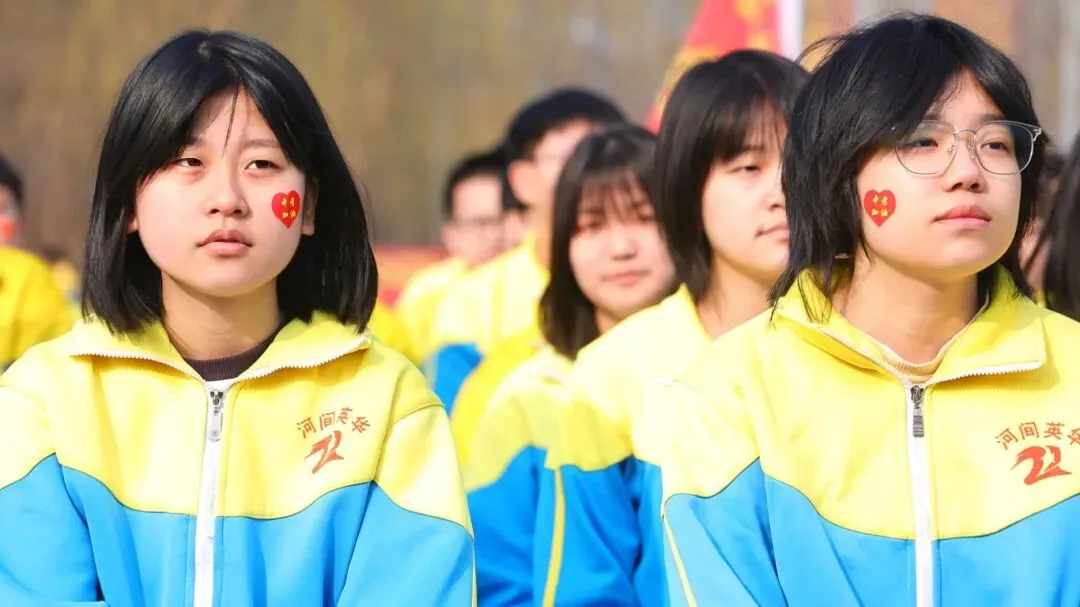 开战!英华少年策马燃百日,踏风而上,中考必胜!-第81张图片-四季读书网