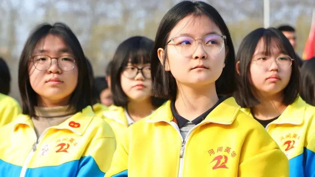 开战!英华少年策马燃百日,踏风而上,中考必胜!-第88张图片-四季读书网