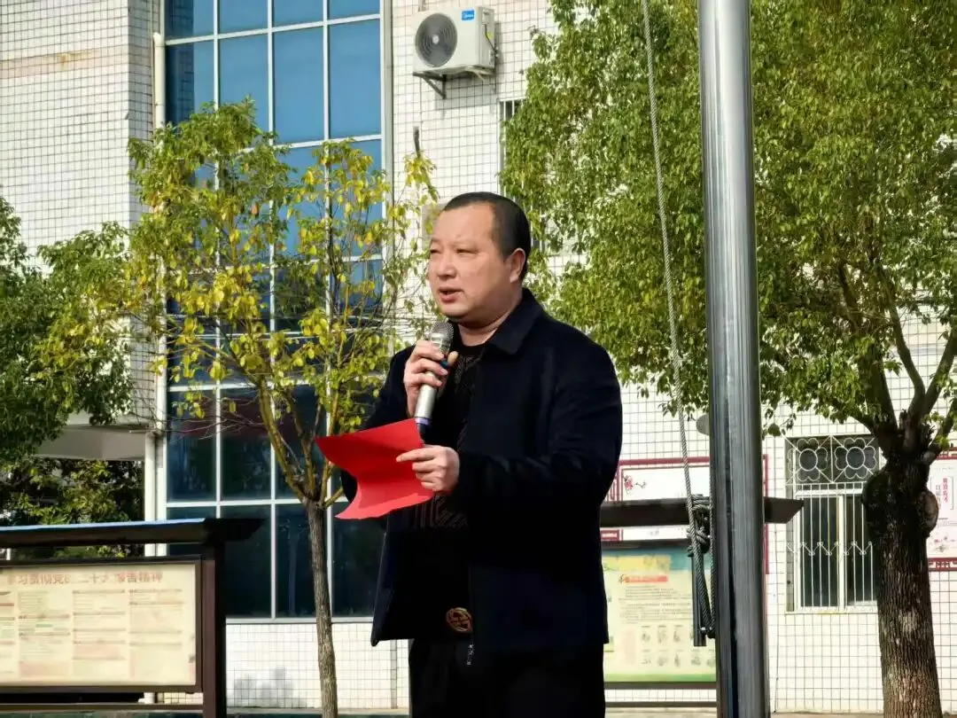 厉兵秣马,剑指中考 | 横沟市镇中学2026届九年级百日誓师大会圆满举行 第3张
