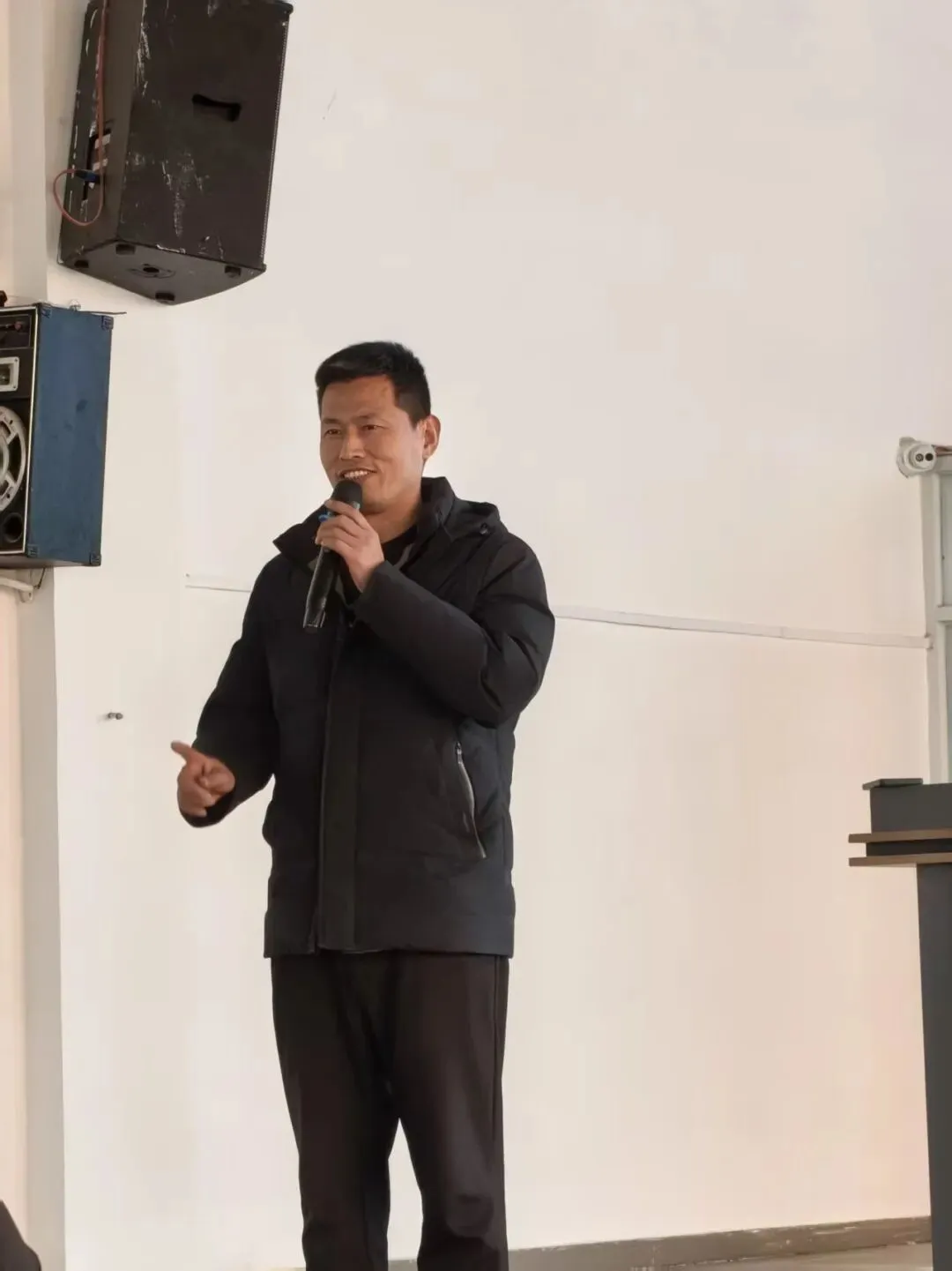 百日砺剑,决胜中考|审坡中学2026届中考百日誓师大会圆满举行-第13张图片-四季读书网 百日砺剑,决胜中考|审坡中学2026届中考百日誓师大会圆满举行-第13张图片-四季读书网