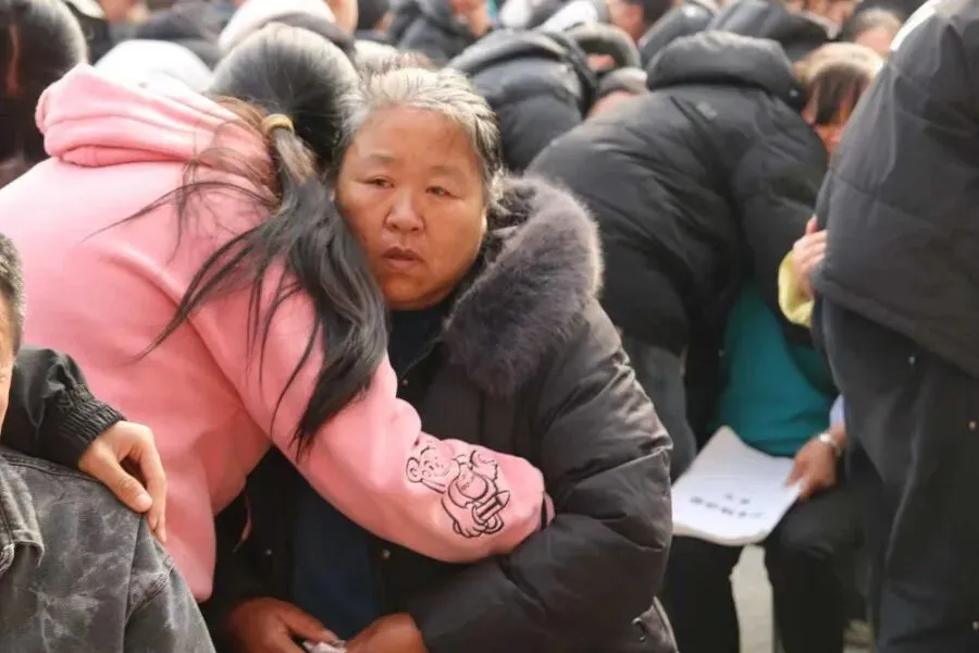 鏖战百日不负韶华,策马扬鞭决胜中考———淅川县九重镇第一初级中学举行2026年百日冲刺誓师大会-第37张图片-四季读书网