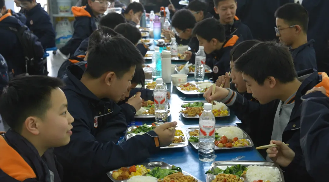 聚首华一高,誓师赴荣光|武汉小梅花学校中考百日誓师大会圆满举行 第92张