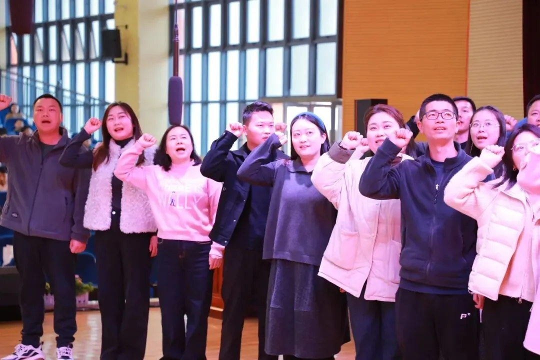 以青春之名,赴中考之约|长郡·浏阳实验学校2026届初三青春礼圆满举行 第30张 以青春之名,赴中考之约|长郡·浏阳实验学校2026届初三青春礼圆满举行 第30张
