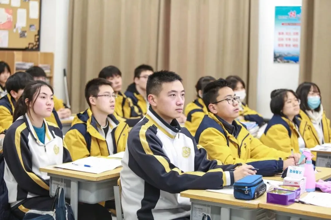 明日中考志愿填报,欢迎报考格兰德中学高中部 第18张