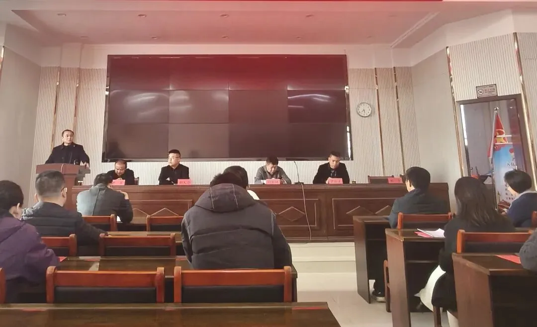 凝心聚力向未来——爱心企业家助力我校中考表彰暨动员大会圆满举行 第6张