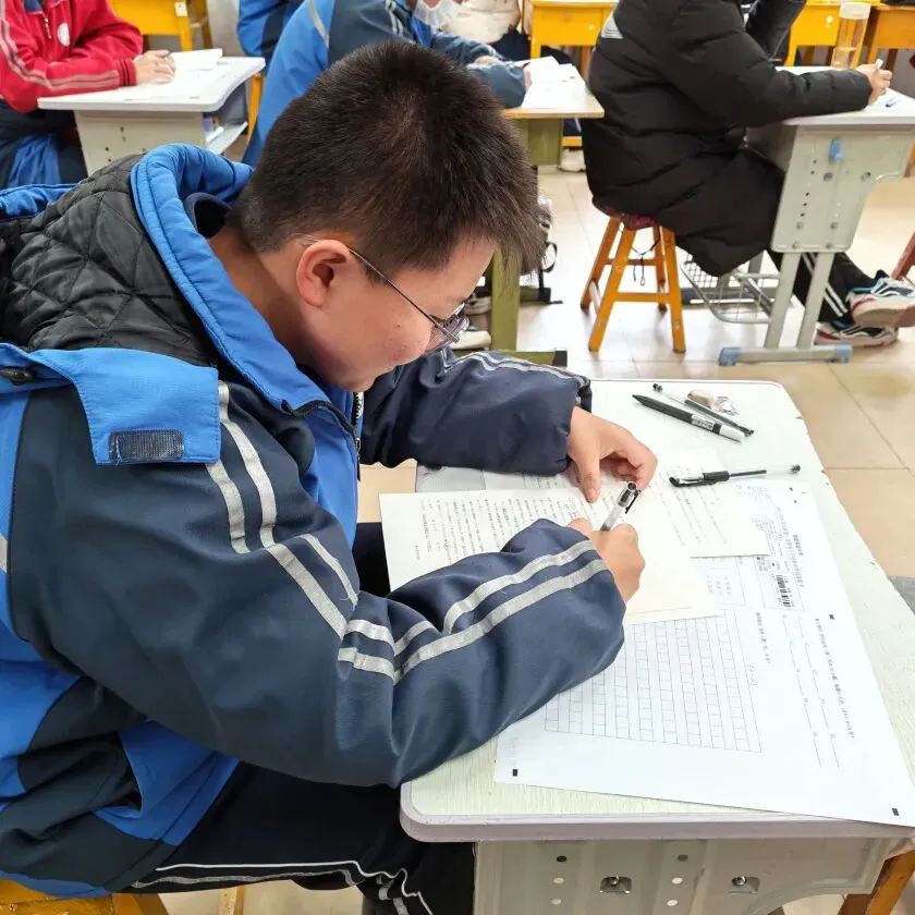规范组织模考 精准赋能备考——我校顺利完成全市高三年级第一次 第9张 规范组织模考 精准赋能备考——我校顺利完成全市高三年级第一次 第9张