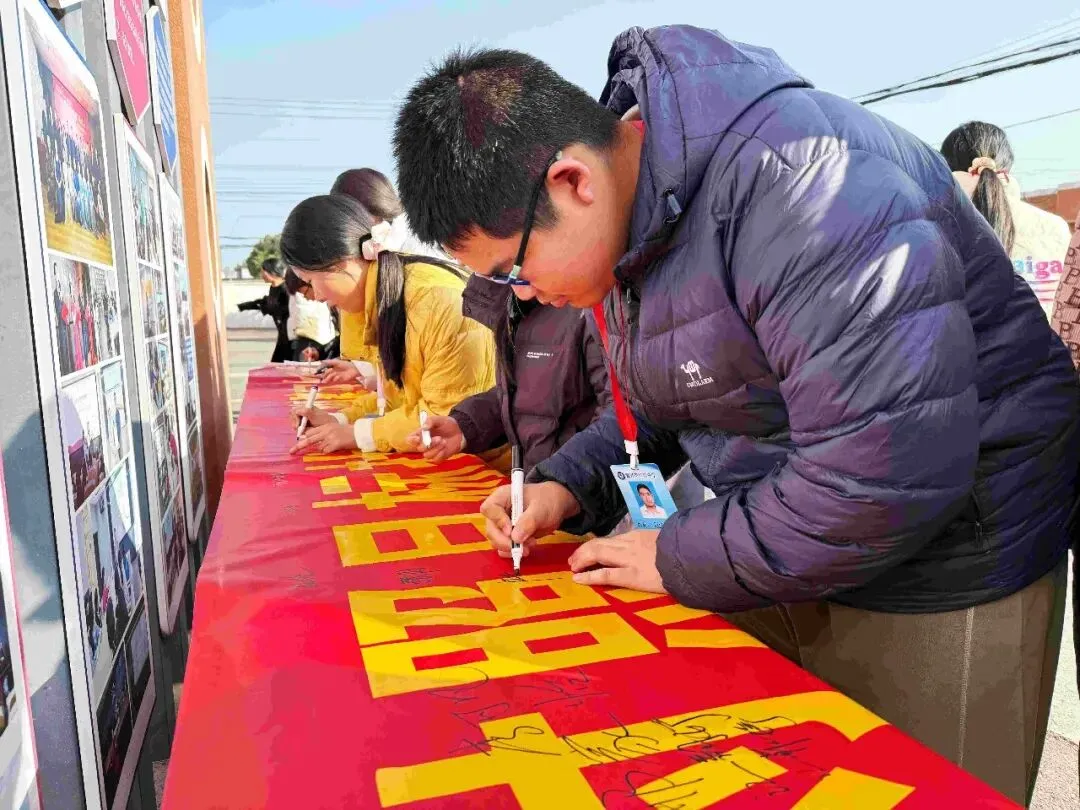 【红中在线】聚力迎中考 携手向未来 ——记红塔中学初三年级家长会暨家庭教育指导讲座 第26张