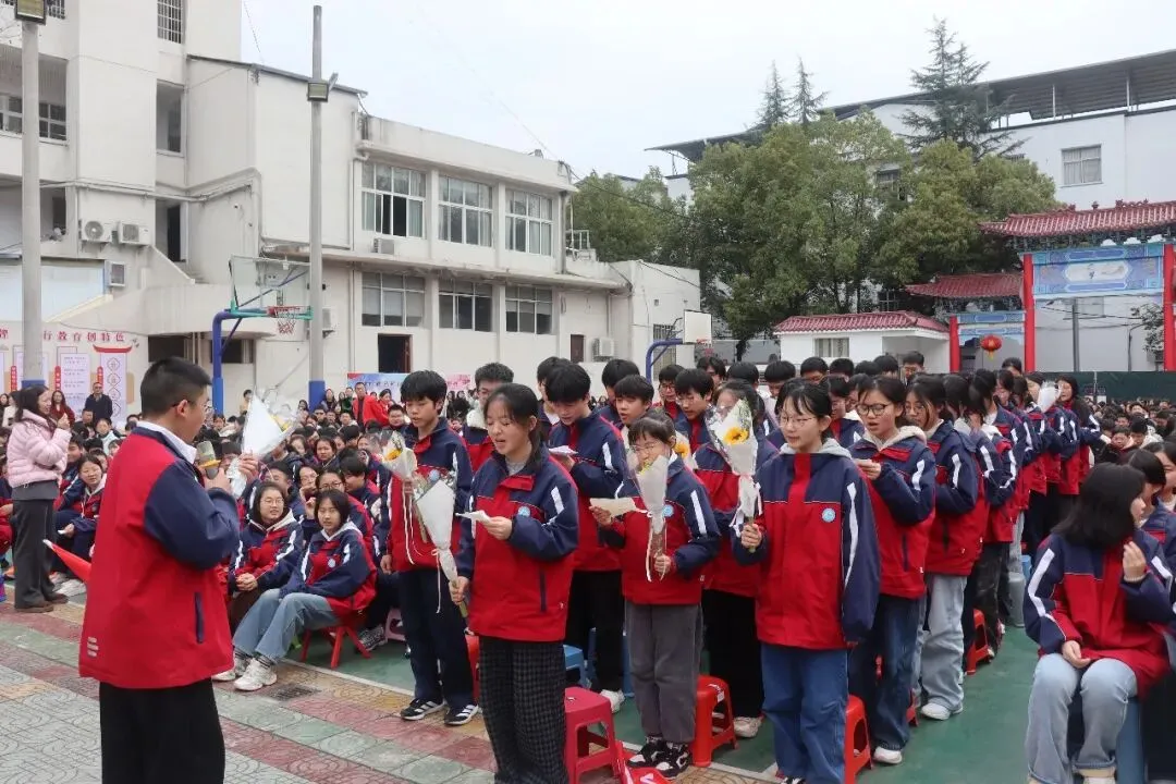 厉兵秣马迎中考,百日誓师振雄心——2026年春季学期开学典礼暨百日誓师大会 第26张