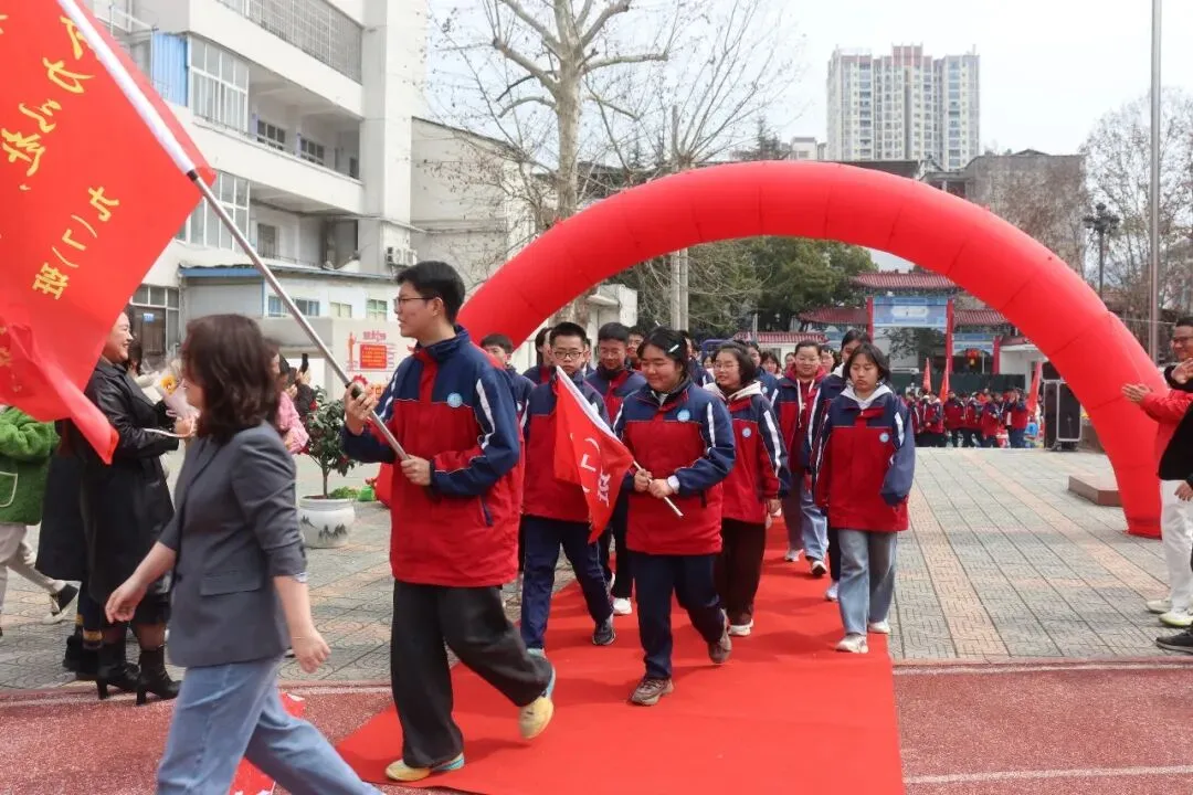 厉兵秣马迎中考,百日誓师振雄心——2026年春季学期开学典礼暨百日誓师大会 第41张