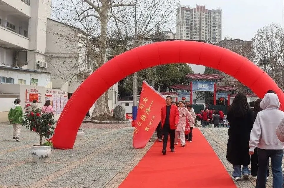 厉兵秣马迎中考,百日誓师振雄心——2026年春季学期开学典礼暨百日誓师大会 第53张