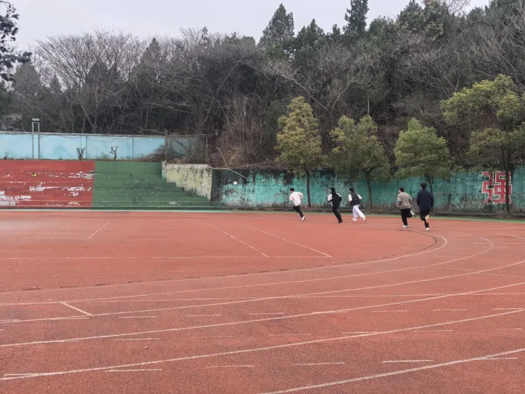 中考体育满分训练营!-第5张图片-四季读书网