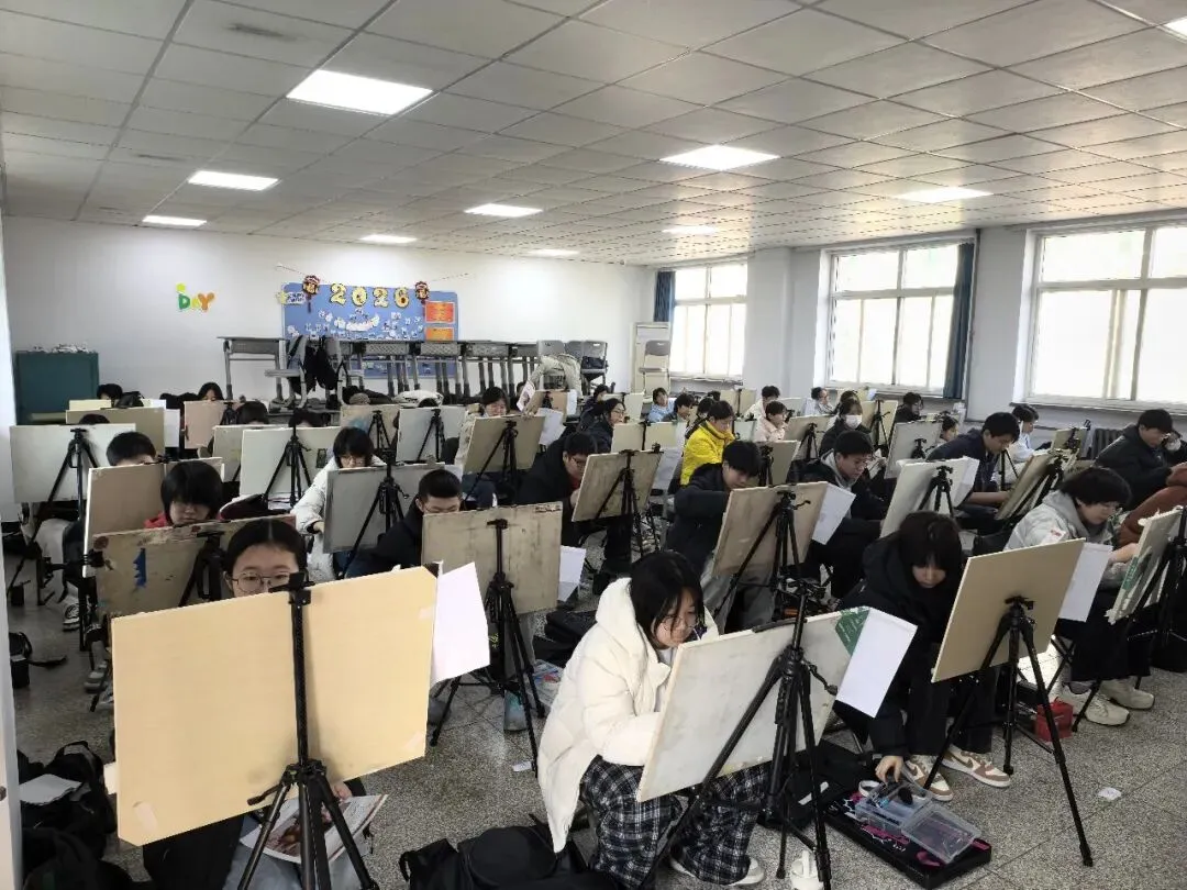 质检美术二模圆满落幕(附高清真题)|复盘沉淀,冲刺中考-第10张图片-四季读书网