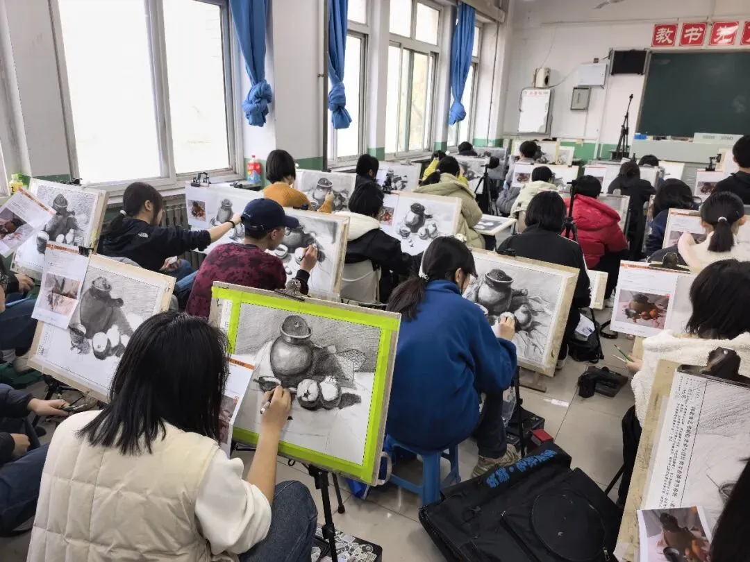 质检美术二模圆满落幕(附高清真题)|复盘沉淀,冲刺中考-第17张图片-四季读书网