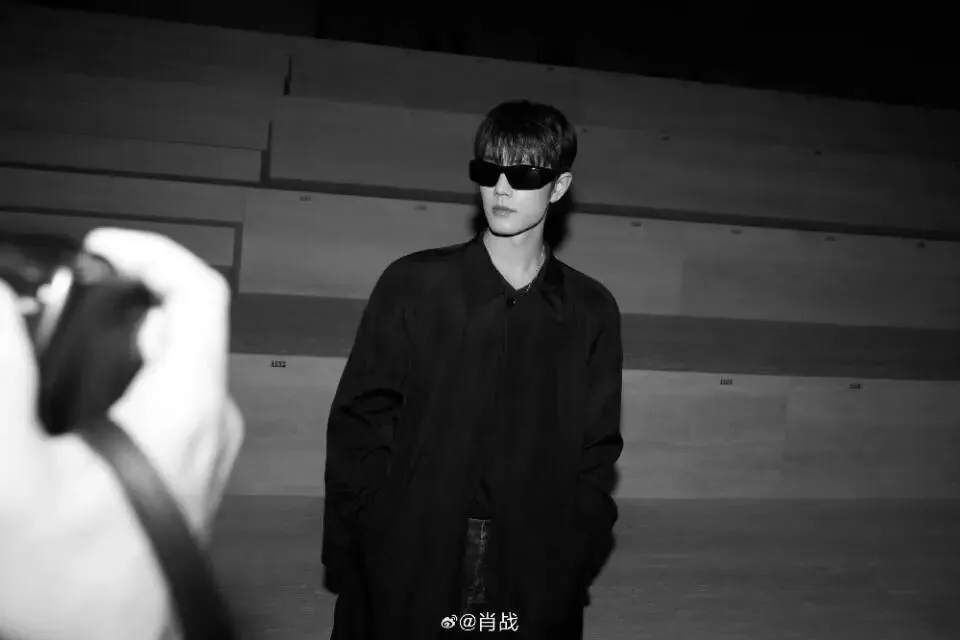 演员肖战出现在高中试卷,是老师的个人喜好还是正能量的引导 第3张