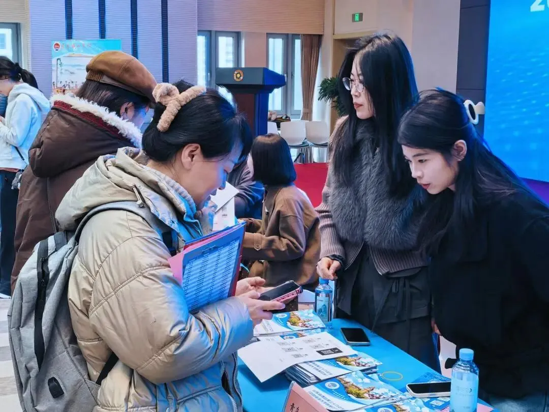 线上线下问中考!半岛中招会火热开局,携众高中全力助考中考季 第14张
