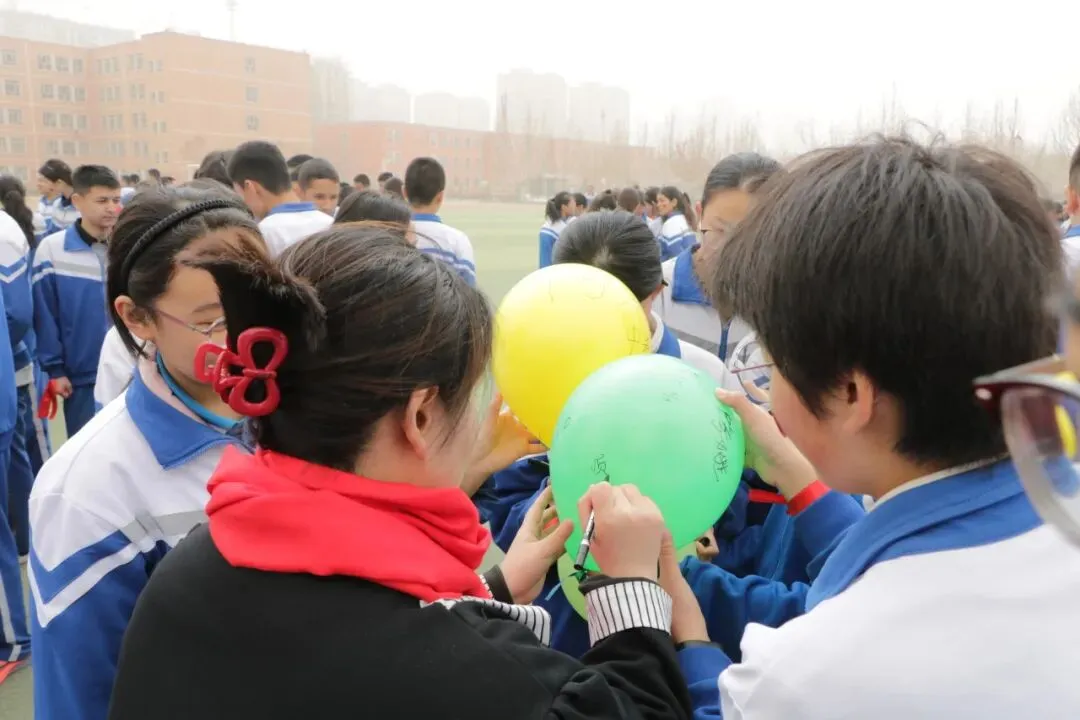 【中考动态】百日磨砺终亮剑 全力以赴定乾坤 —— 我校隆重举行2026届百日誓师大会 第56张