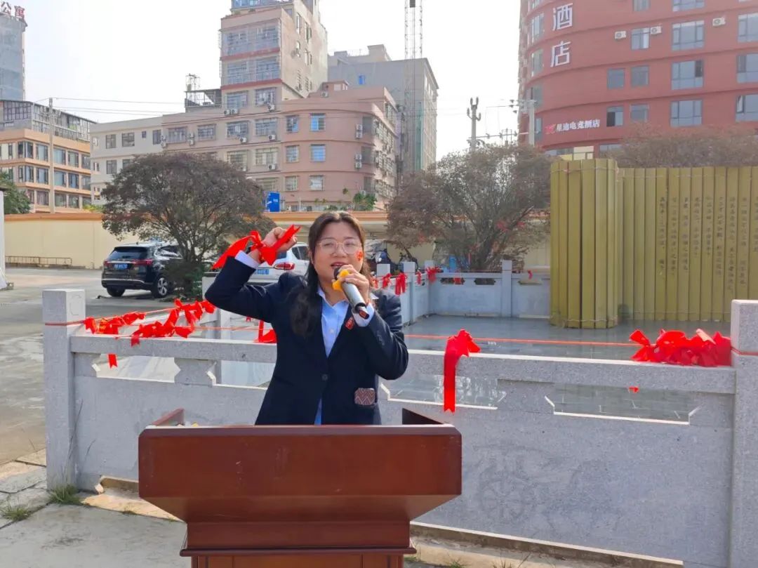 百日逐梦酬壮志 马跃中考铸辉煌——博白县实验中学举行2026届百日誓师大会 第23张
