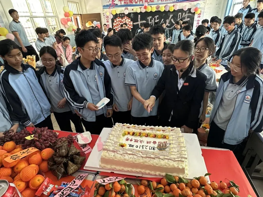 百日逐梦酬壮志 马跃中考铸辉煌——博白县实验中学举行2026届百日誓师大会 第43张