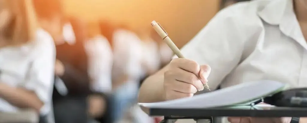 二模倒计时!2026上海新中考试题分类汇编 第2张